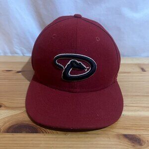 New Era 59Fifty Arizona Diamondbacks 6 5/8 Fitted Hat Maroon with Black Logo Use